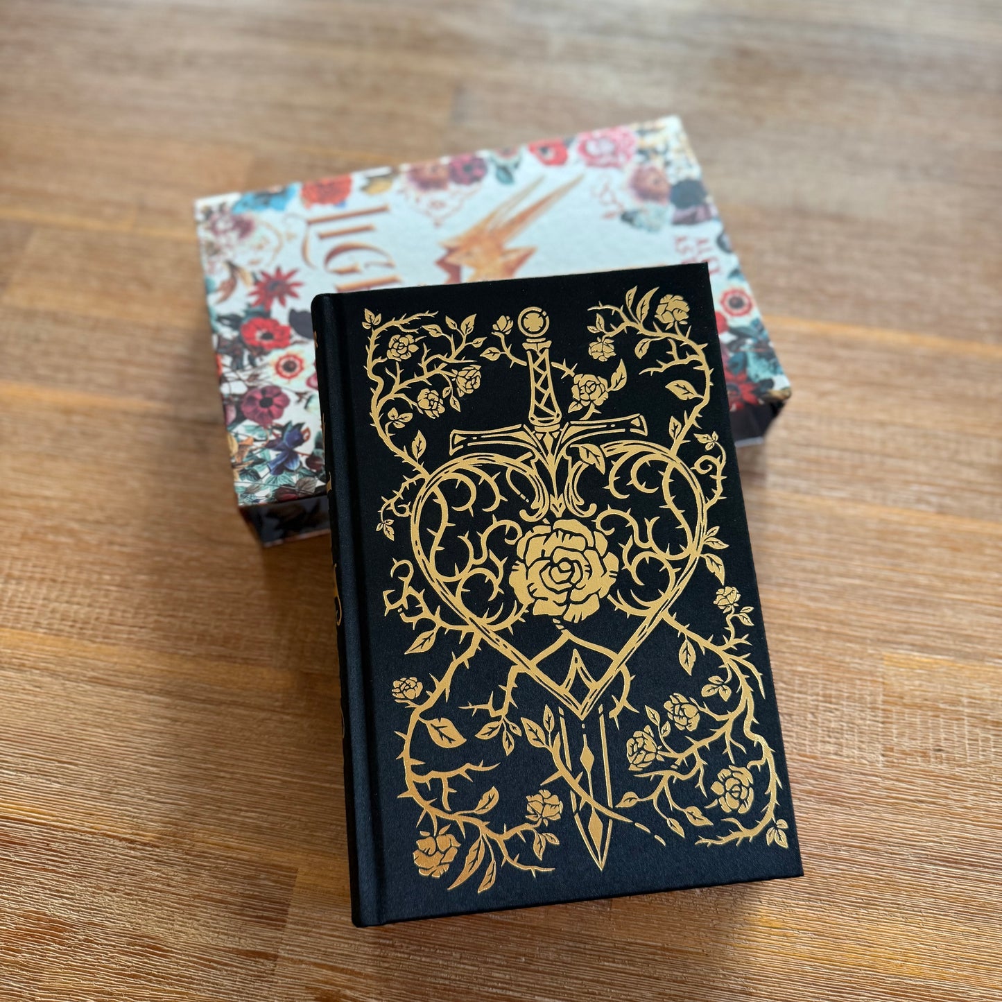 Lightlark - Collector’s Edition