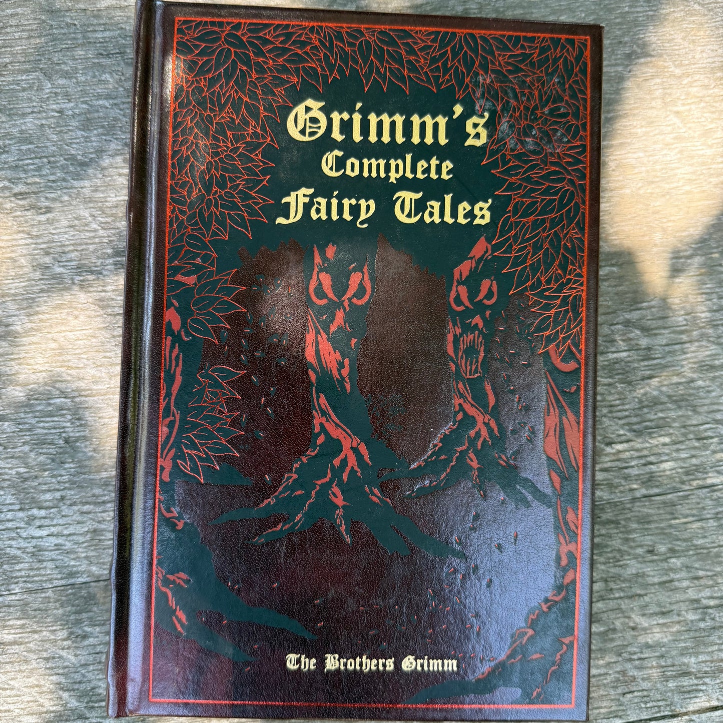 Grimm's Complete Fairy Tales