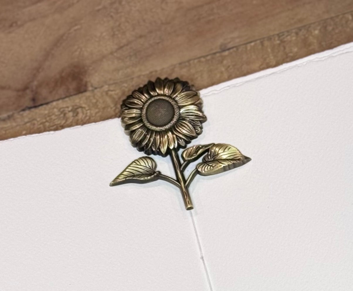 Vintage Sunflower Journal Clip